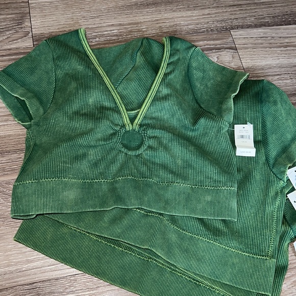 aerie seamless ribbed green crop - Picture 4 of 6